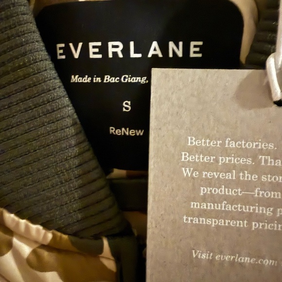 Everlane| The ReNew Long Liner-Biscotti Camo - Picture 6 of 6